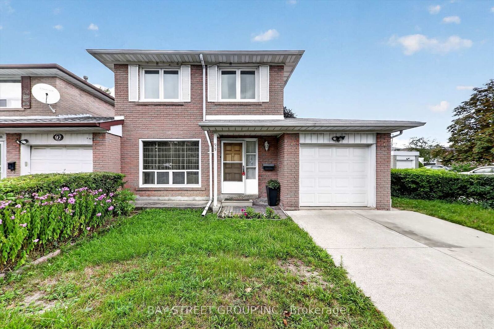Property Photo:  95 Tineta Crescent  ON M1S 2Y5 