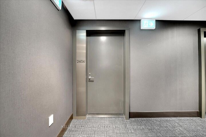 Property Photo:  8 Cumberland Street 2606  ON M4W 0B6 