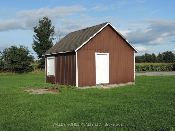 Property Photo:  11768 Highway 7 Highway  ON K7C 0C5 