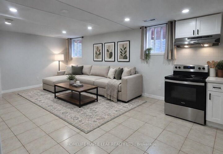 Property Photo:  82 Stanwell Drive Lower  ON L6Z 3Z2 