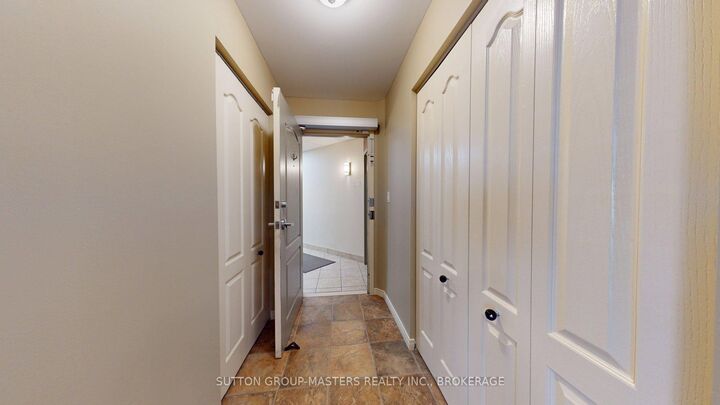 Property Photo:  350 Wellington Street 101  ON K7K 7J7 