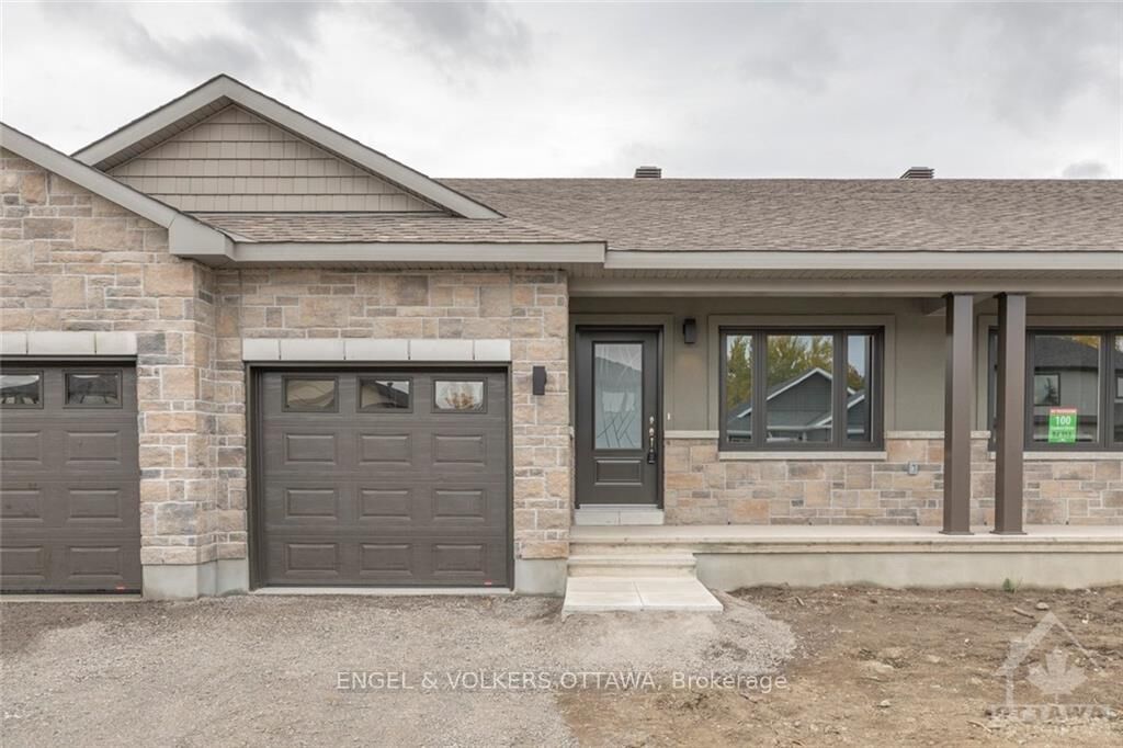 Property Photo:  102 Seabert Drive  ON K0A 0A0 