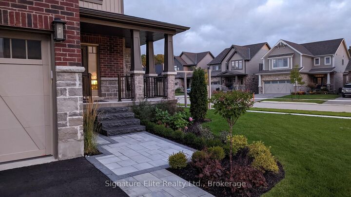 Property Photo:  4 Spencer Street Unit #2  ON L9Y 3B7 