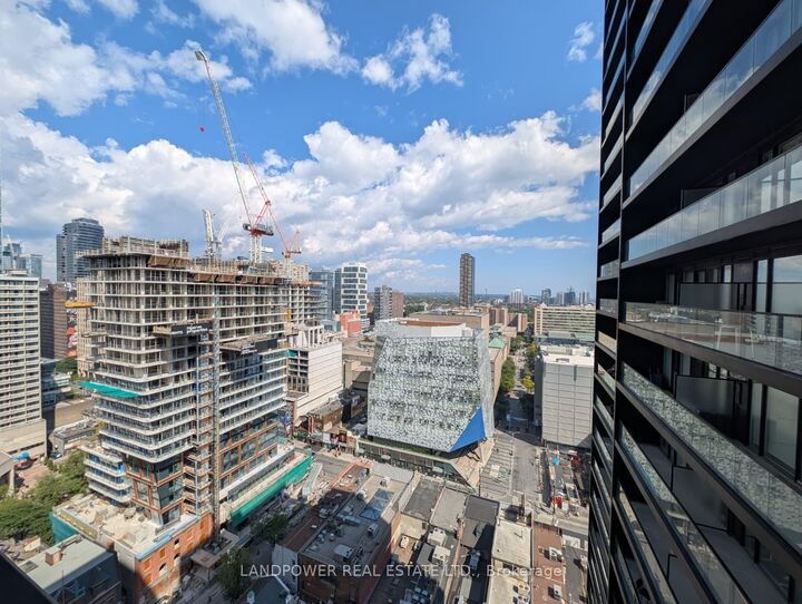Property Photo:  20 Edward Street 1918  ON M5G 0C5 