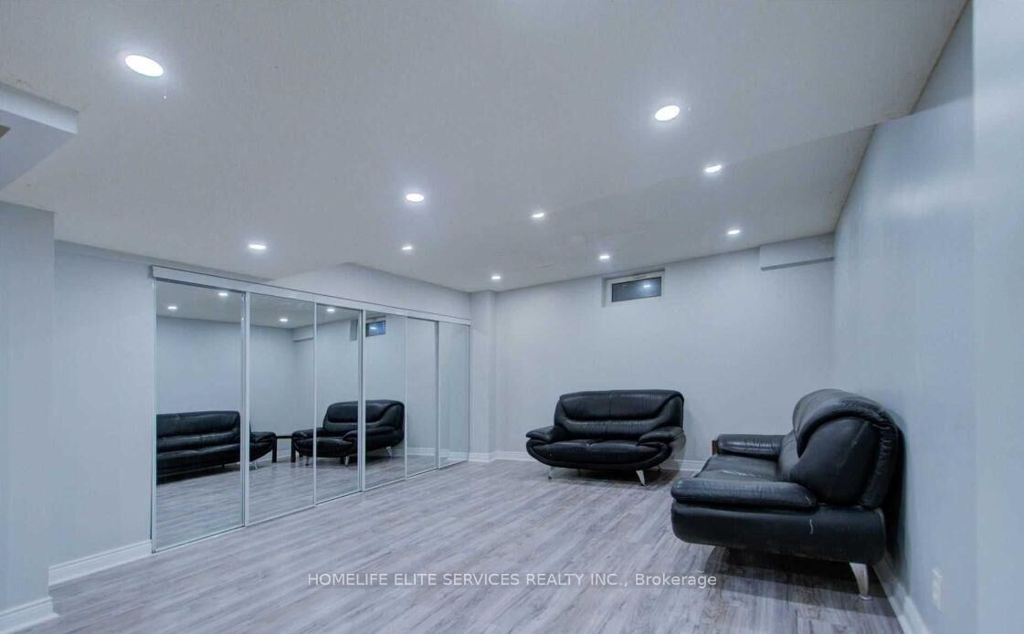 Property Photo:  764 Meadowvale Road Bsmt  ON M1C 1T2 