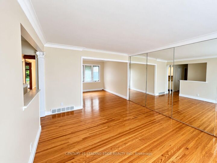 Property Photo:  1275 Parkview Avenue  ON N8S 2X8 