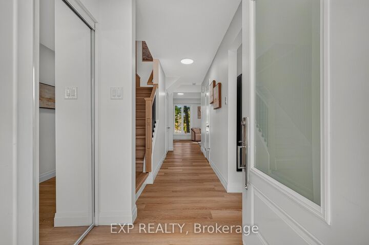 Property Photo: 103 Dalegrove Drive ON N2M 2G6