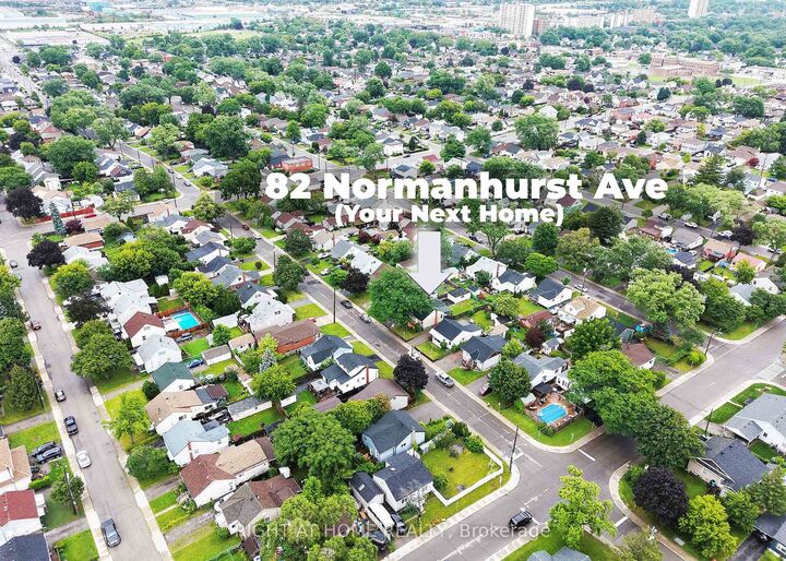 Property Photo:  82 Normanhurst Avenue  ON L8H 5M6 