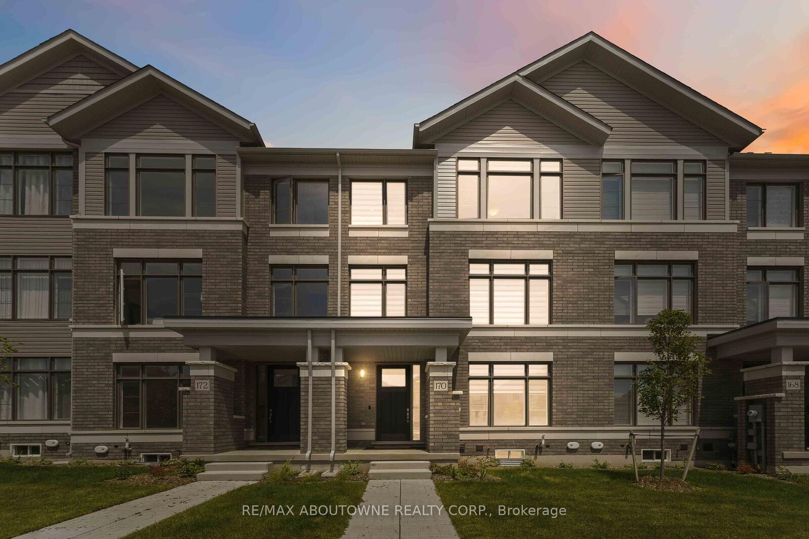 Property Photo:  170 Spitfire Drive  ON L0R 1W0 