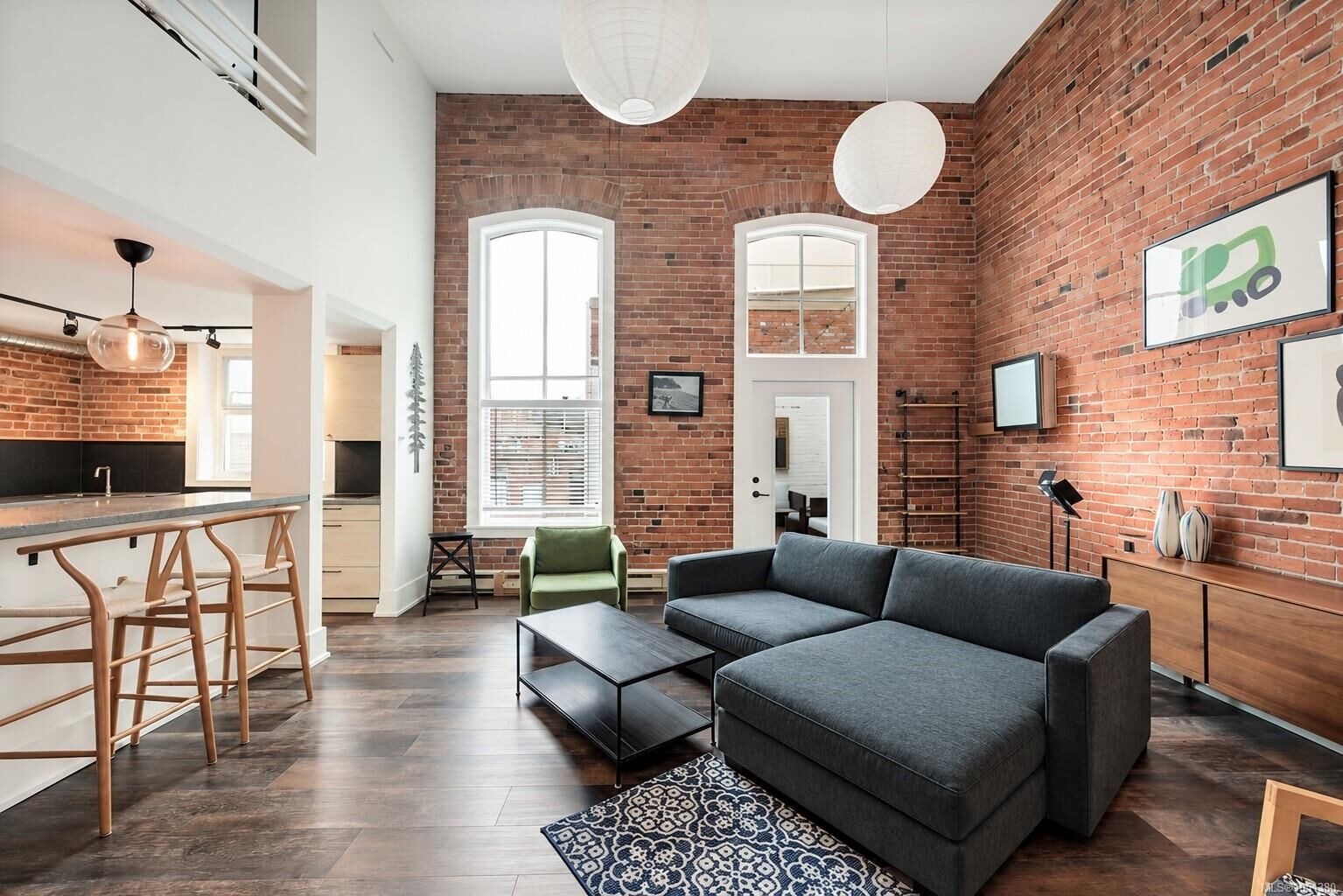 Property Photo:  1407 Government St #302  BC V8W 1Z1 