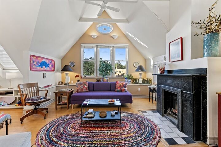 Property Photo:  384 S Highland Ave 3  PA 15206 