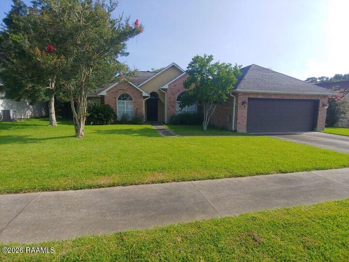 Property Photo:  106 Rue Colombe  LA 70520 
