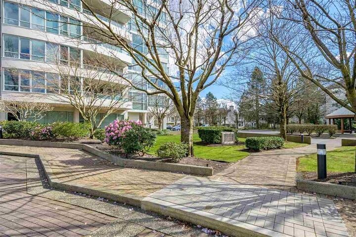 Property Photo:  15038 101 Avenue 505  BC V3R 0N2 