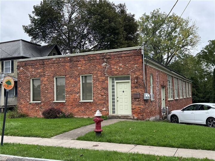 Property Photo:  51 West Street  NY 14456 