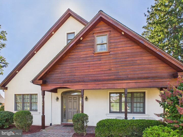 Property Photo:  42 Newport Road  PA 17527 