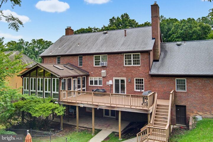 Property Photo:  10105 Sorrel Avenue  MD 20854 