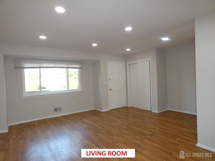 Property Photo:  4-H Quincy Circle  NJ 08810 