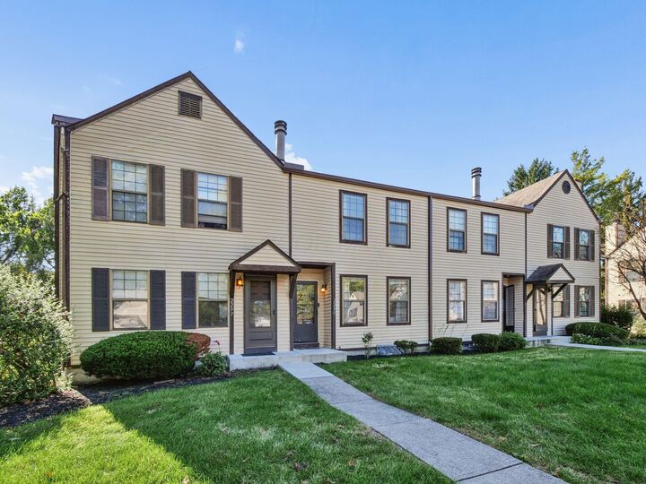 Property Photo: 2295 Laurelwood Drive OH 43229
