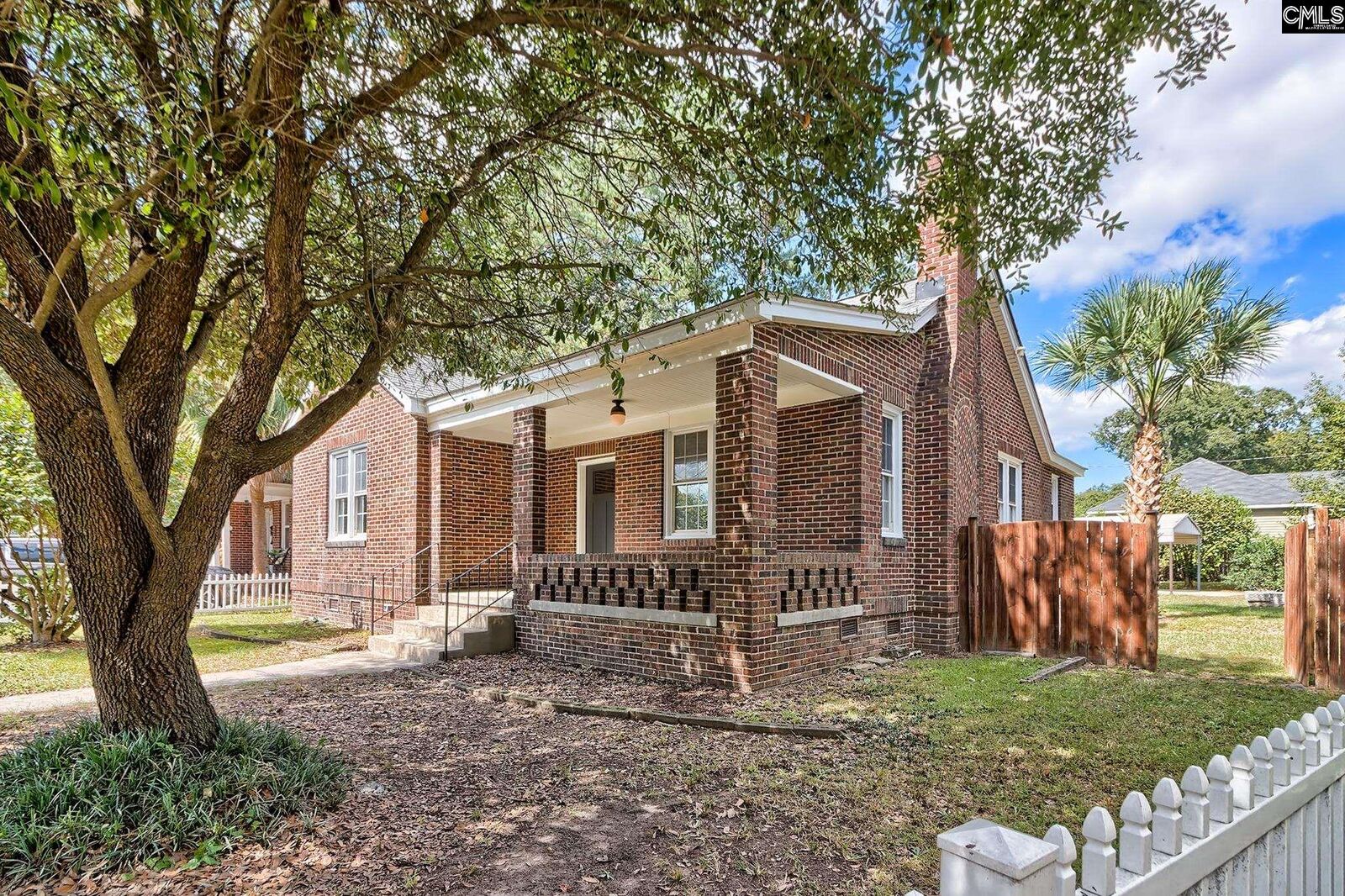 Property Photo:  302 Lyles  SC 29033 