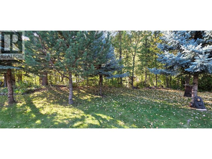 Property Photo:  321 Copper Avenue North 29  BC V0H 1J0 