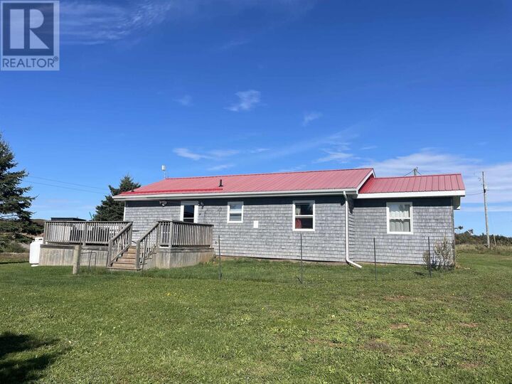 Property Photo: 44 Wharf Road PE C0B 1M0