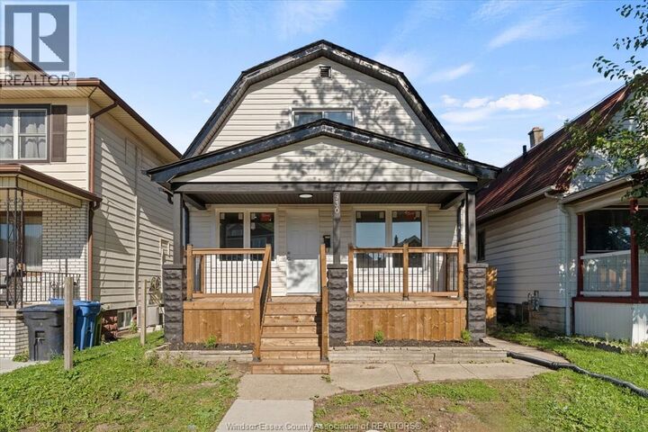 Property Photo:  930 Elsmere  ON N9A 2A9 