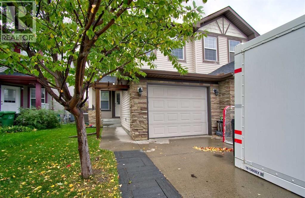 Property Photo:  154 Canals Circle Southwest  AB T4B 3E9 