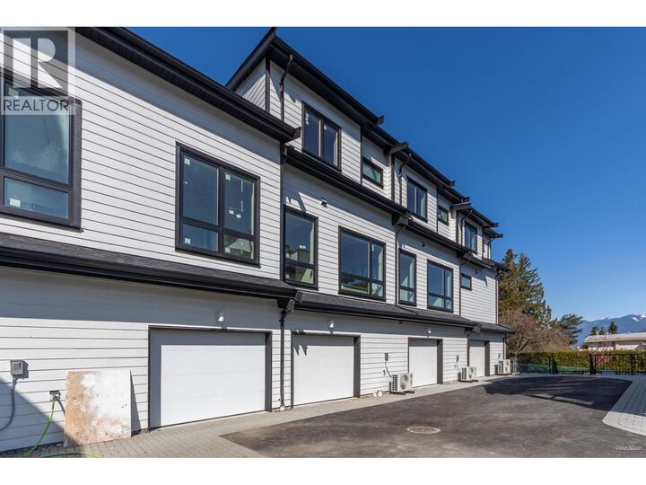 Property Photo: 1402 East 18th Avenue BC V5N 0K4