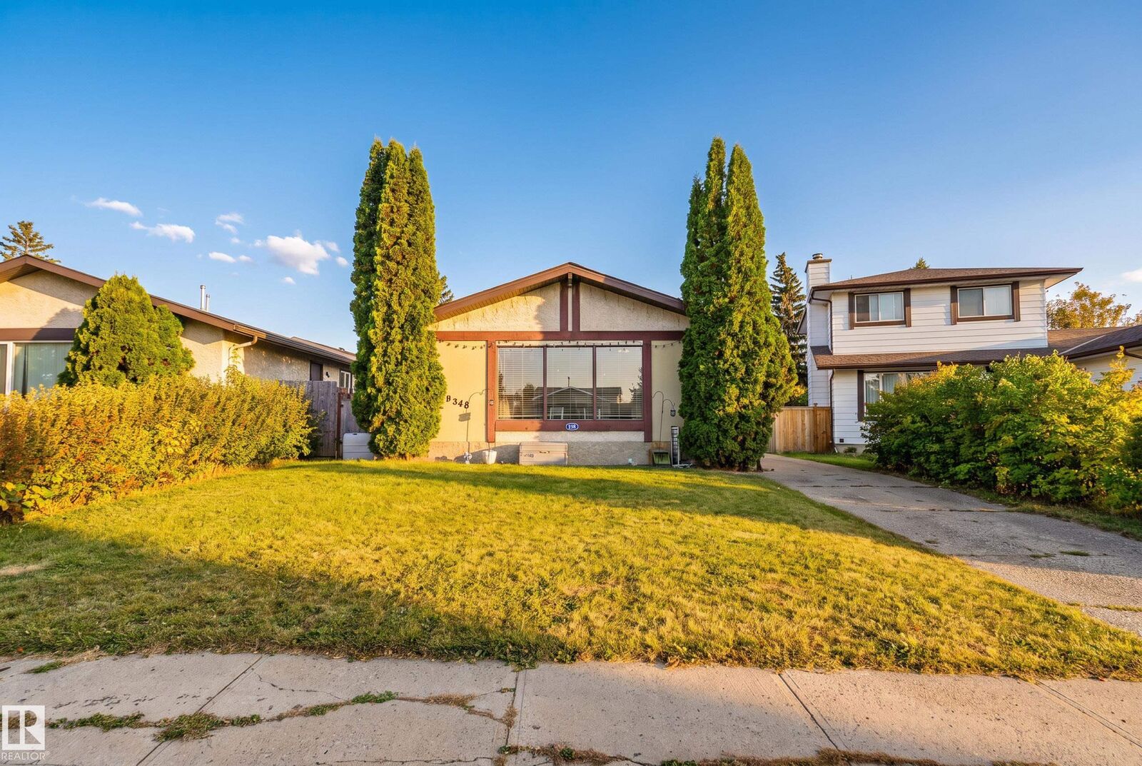 Property Photo: 3819 17A Avenue NW AB T6L 2R3