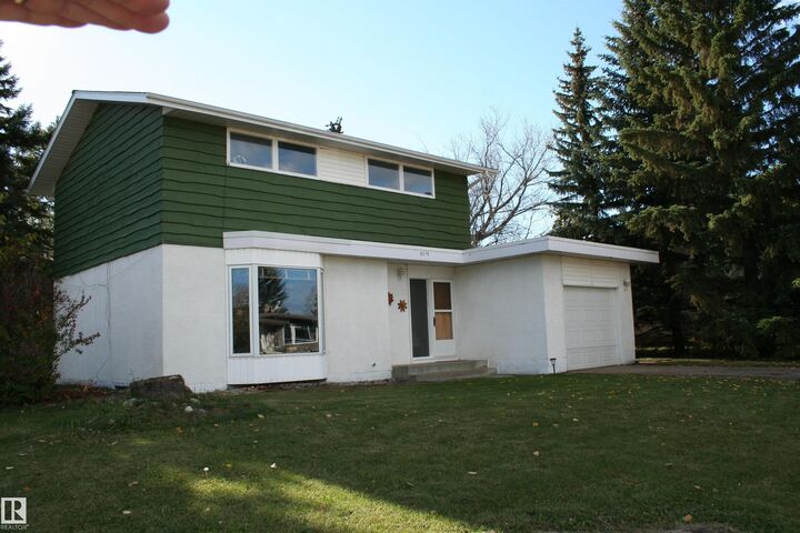 Property Photo: 5219 57 Avenue AB T0B 4N0