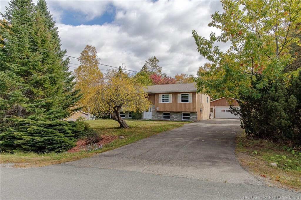 Property Photo:  59 Mallard Drive  NB E5K 3K5 