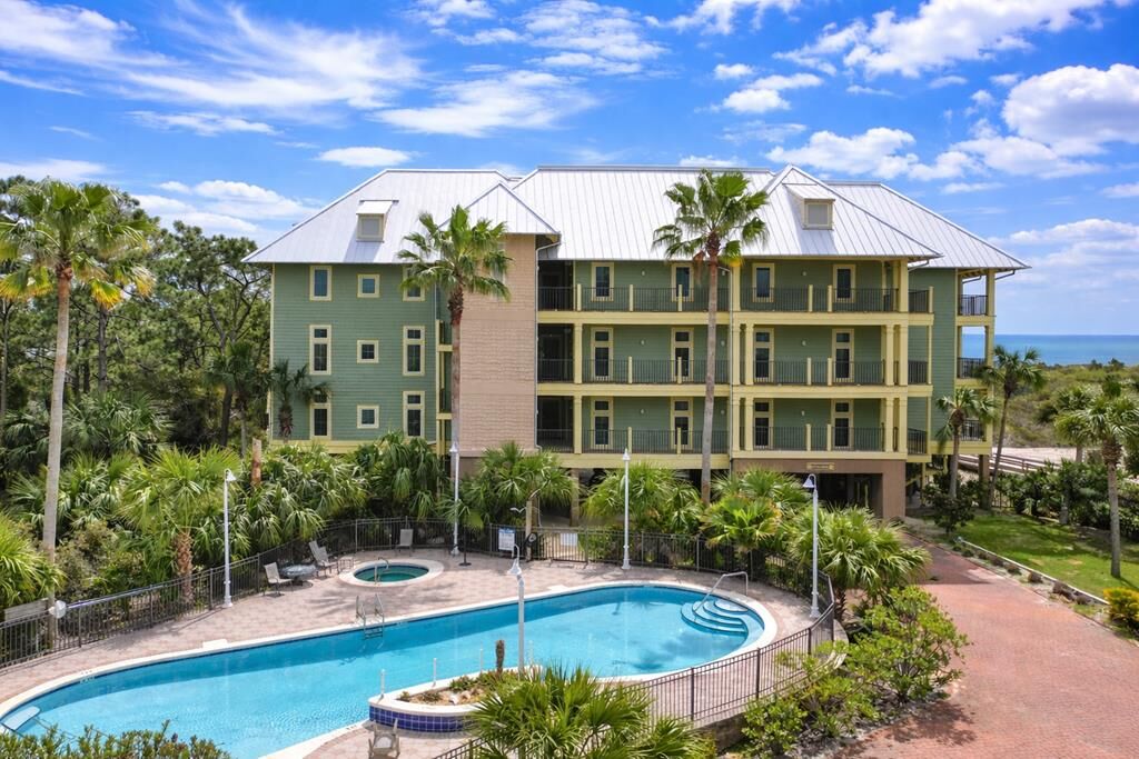 Property Photo:  197 Cape Pointe Dr C1  FL 32456 