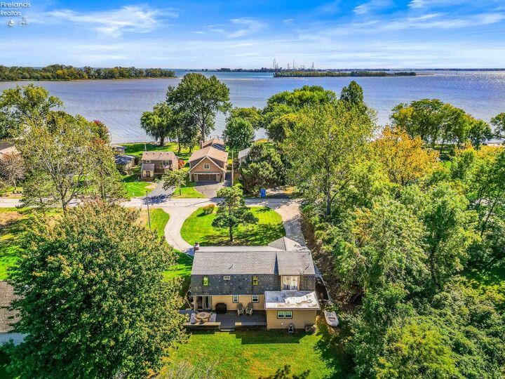 Property Photo:  3254 Confederate Drive  OH 43440 