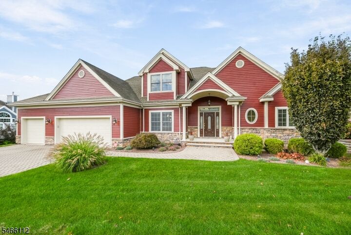 Property Photo:  9 Coventry Rd  NJ 07419 