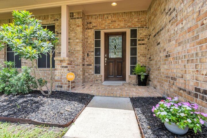 Property Photo: 680 Cumberland Ridge Lane TX 77573