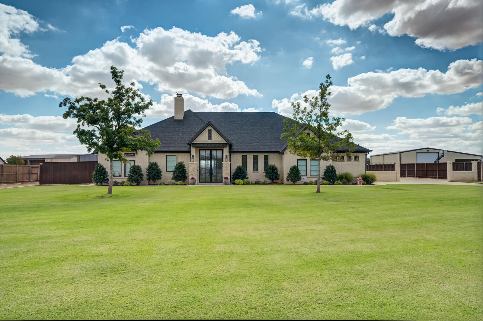Property Photo:  5103 County Road 7630  TX 79423 