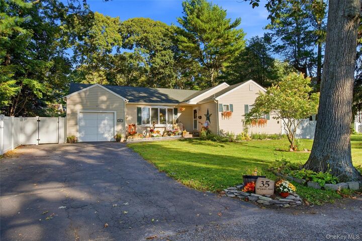 Property Photo:  35 Wyant Avenue  NY 11779 