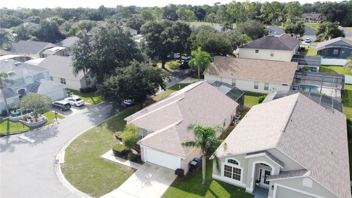 Property Photo: 3029 Barbados Ln FL 33844