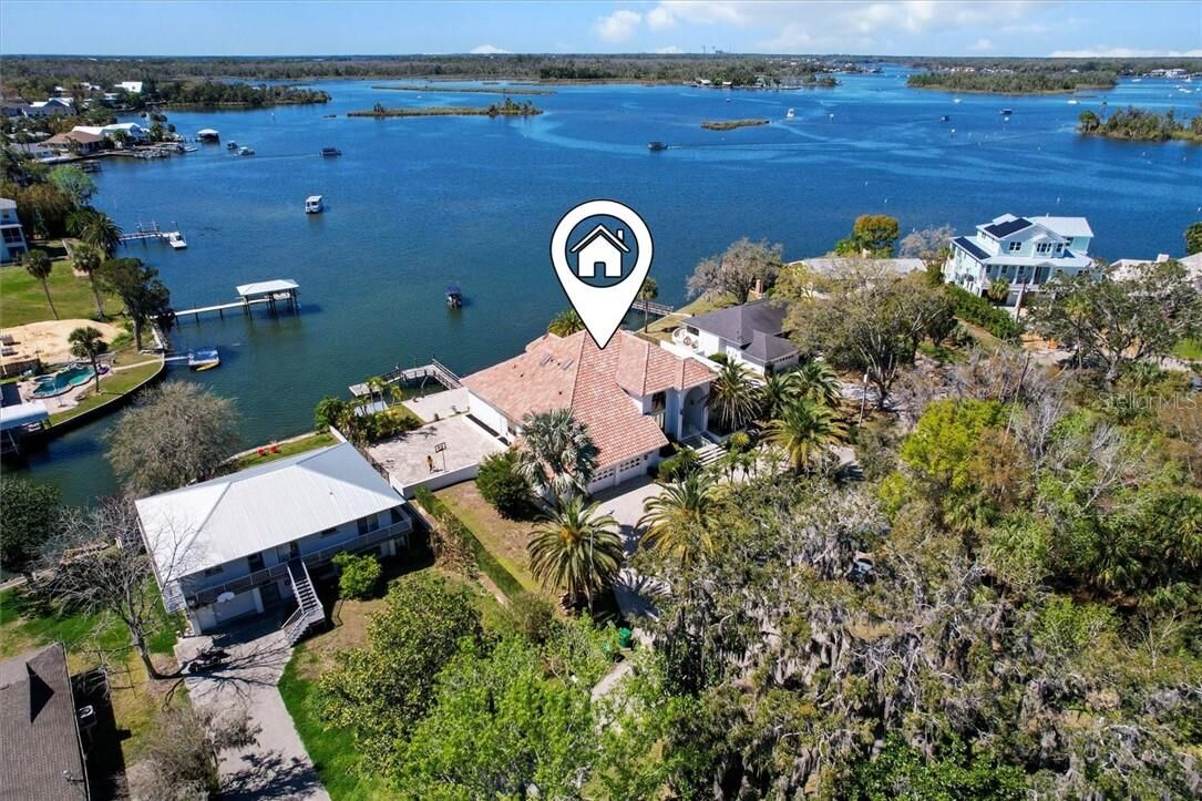 Property Photo:  1128 N Circle Drive  FL 34429 