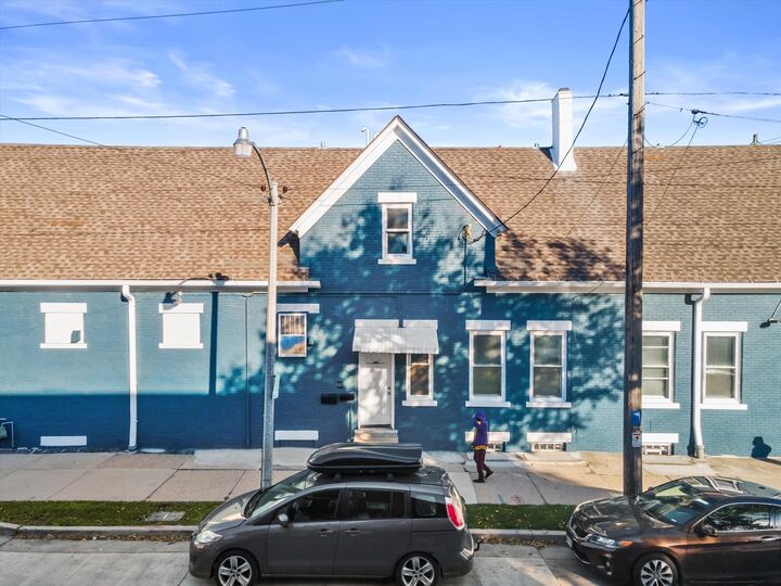 Property Photo:  1033 W Lincoln Ave  WI 53215 