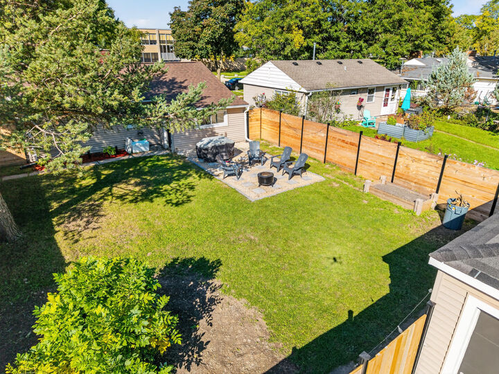 Property Photo:  3120 N 84th St  WI 53222 