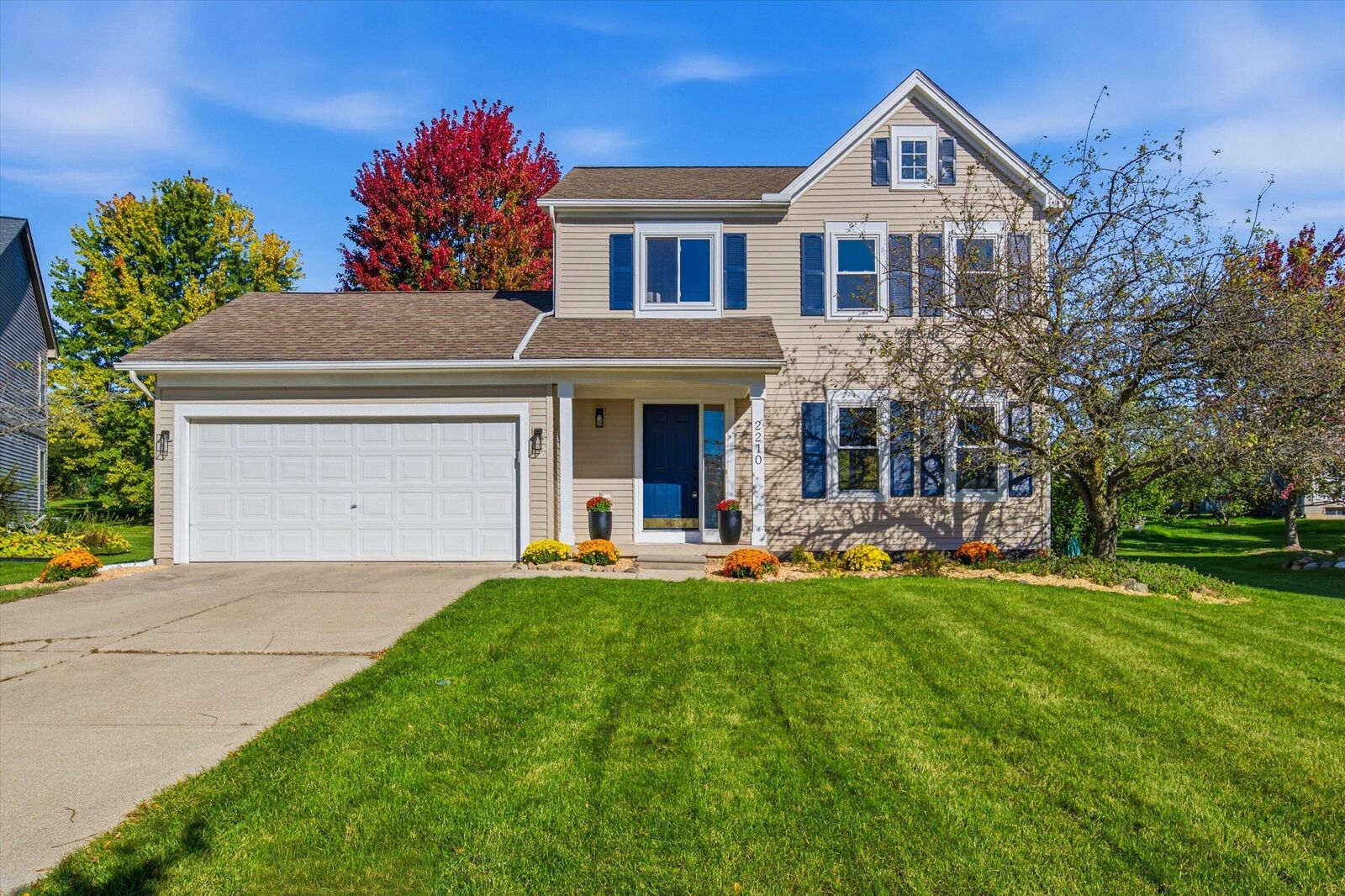 Property Photo:  2210 Green Valley Court  MI 48103 