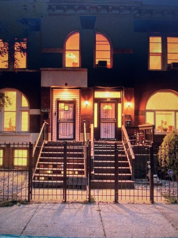 Property Photo:  2854 W Warren Boulevard  IL 60612 