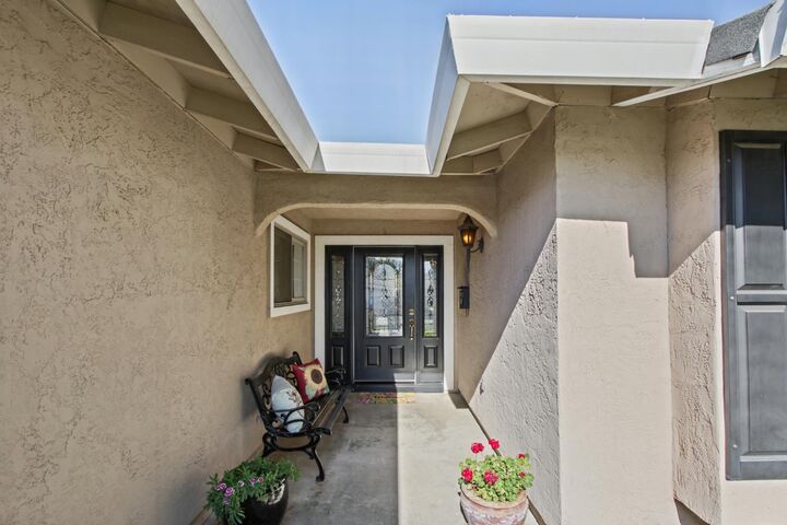 Property Photo: 1513 Swallow Way CA 95661