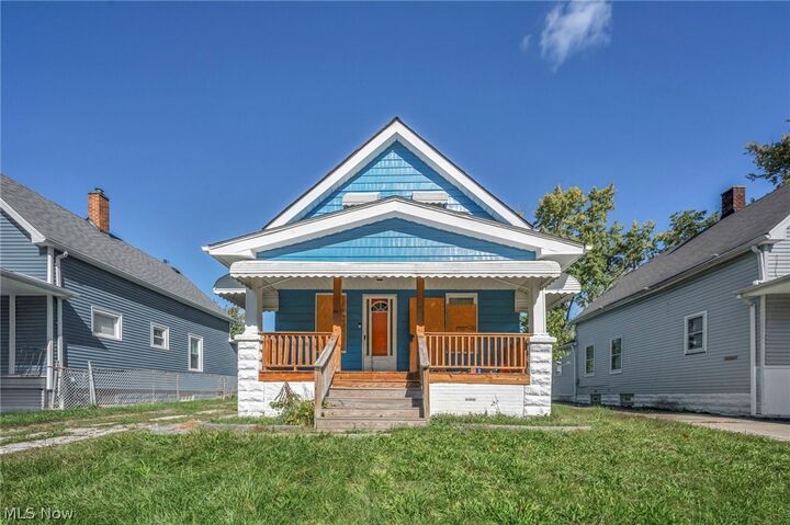 Property Photo: 13709 Durkee Avenue OH 44105