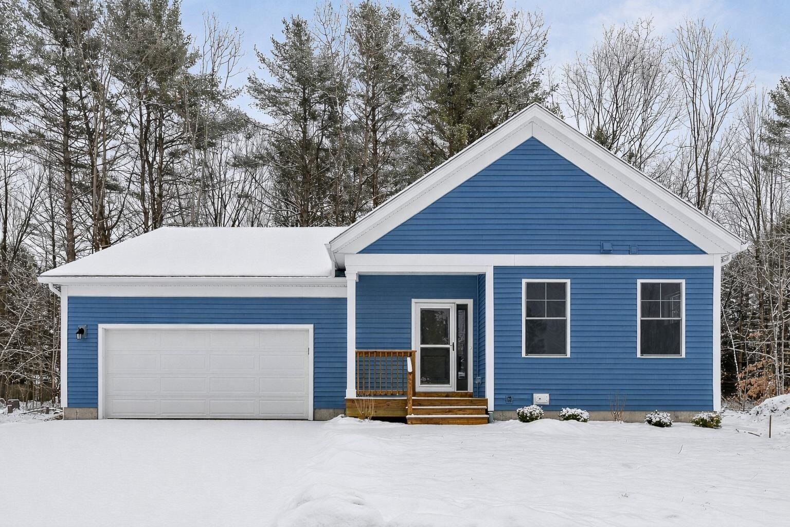 Property Photo:  2 Dogwood Circle  VT 05468 