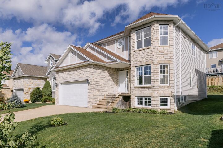 Property Photo:  76 Ridgepark Lane  NS B3N 3K9 