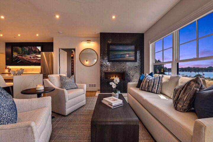 Property Photo:  4100 Spring Street 212  MN 55384 