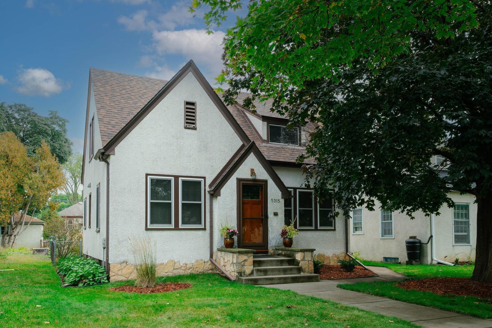 Property Photo:  5315 36th Avenue S  MN 55417 