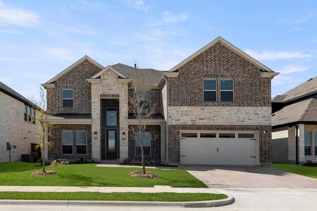 Property Photo:  2405 Parkway Avenue  TX 75454 